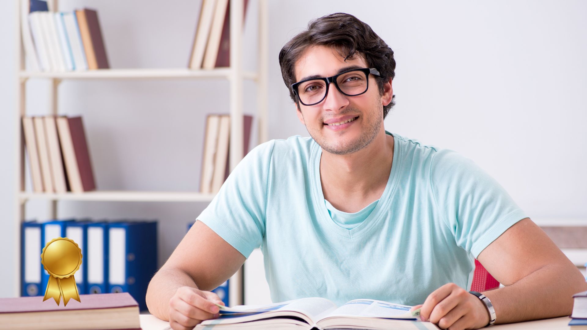 Estudiante en computador